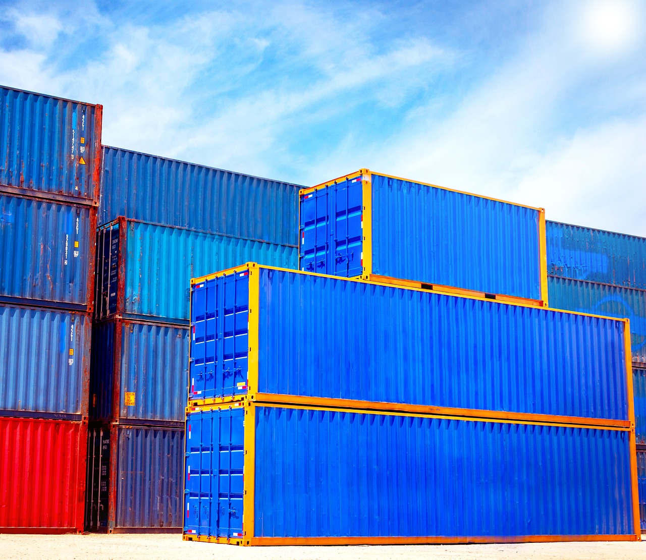 Choosing the Right Container: Tips from Our Experts