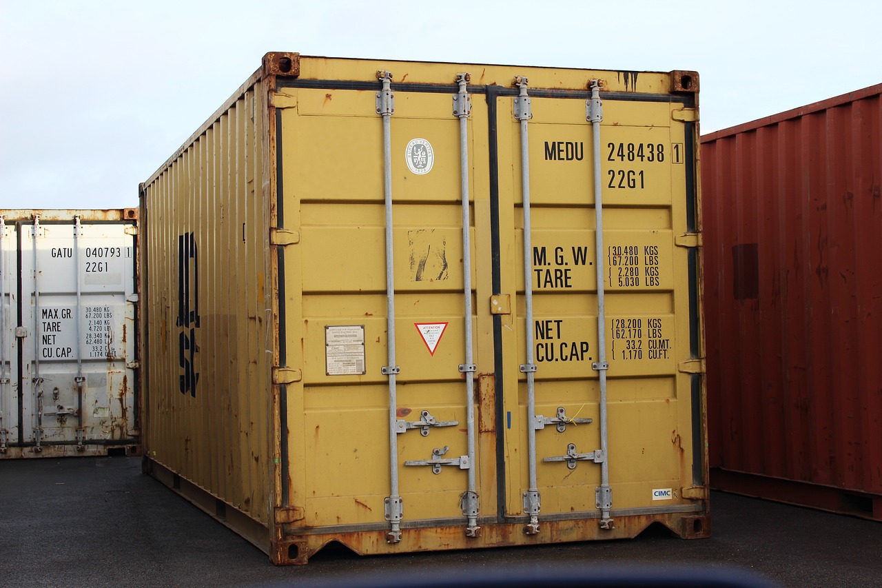 Reliable Shipping Containers for Property Managers