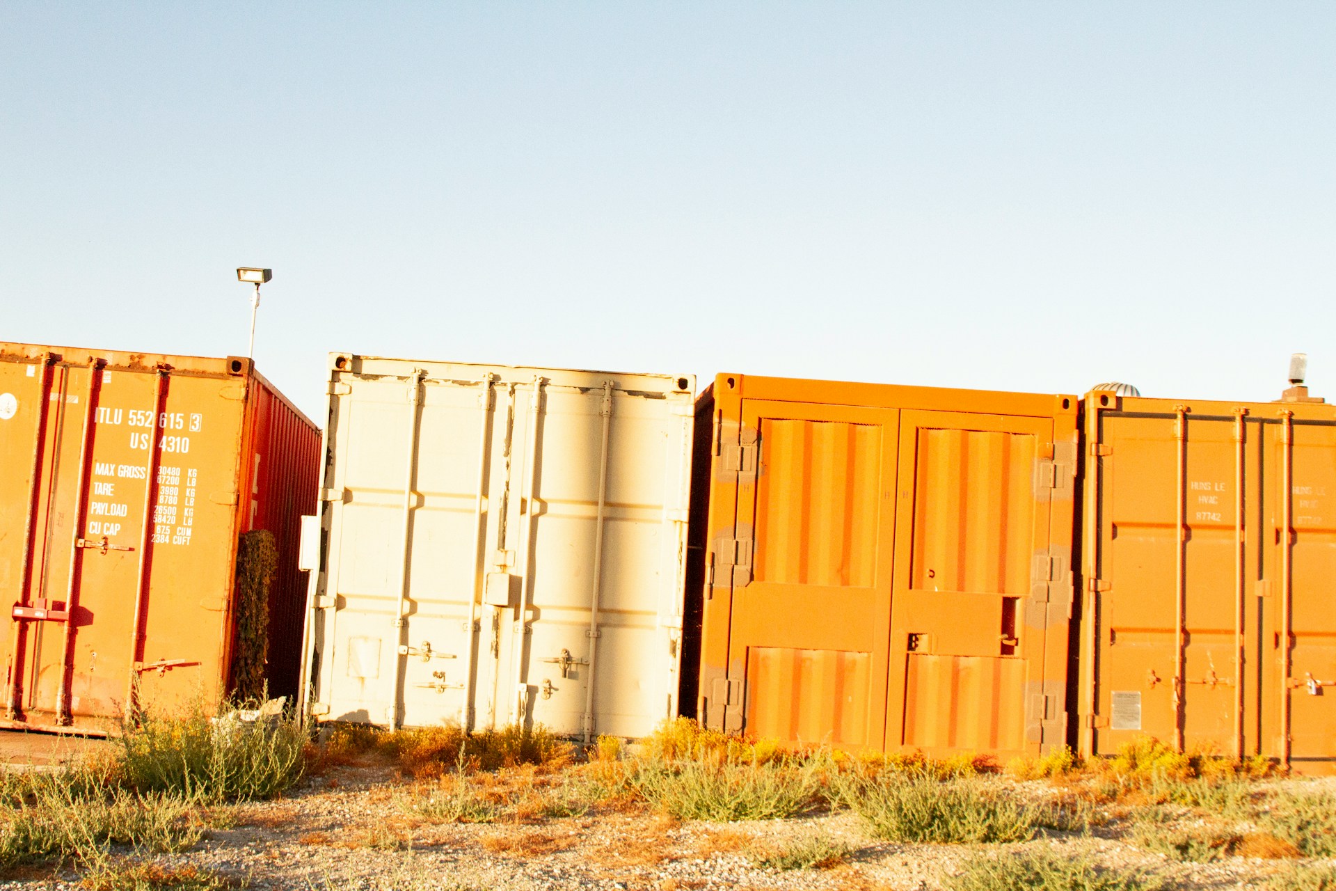 How to Easily Get Rid of Old Shipping Containers