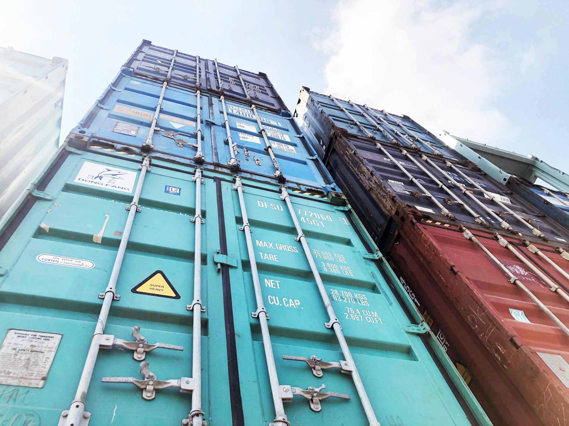 Helping Individuals Dispose of Unwanted Containers
