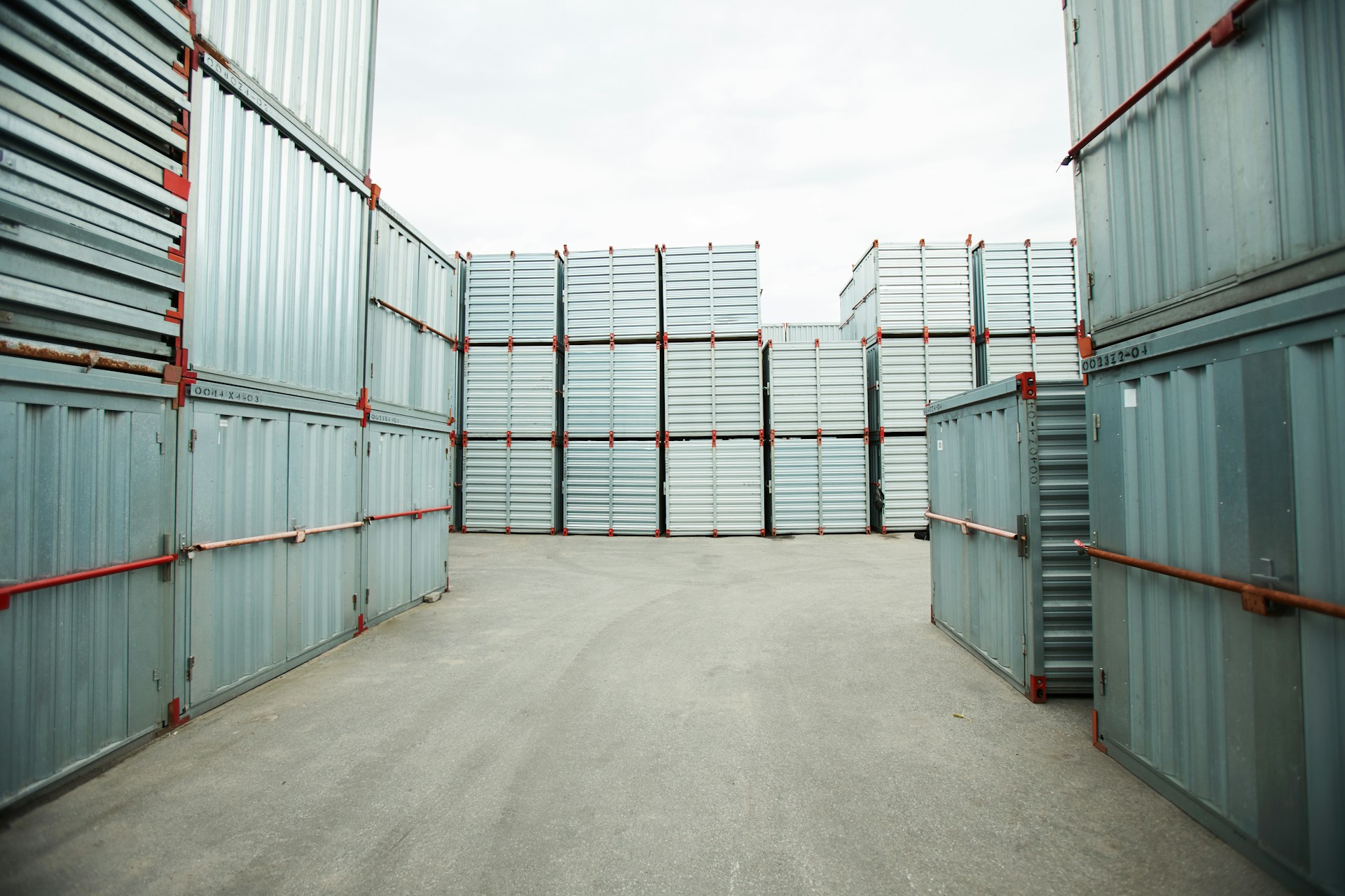 Why New Shipping Containers Are Ideal for Town Councils