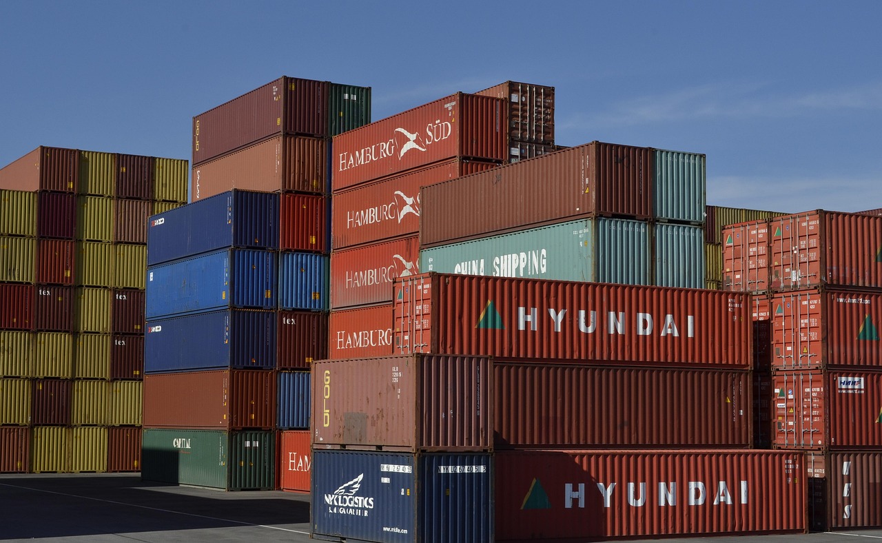 Making the Most of Short-Term Container Rentals for Universities