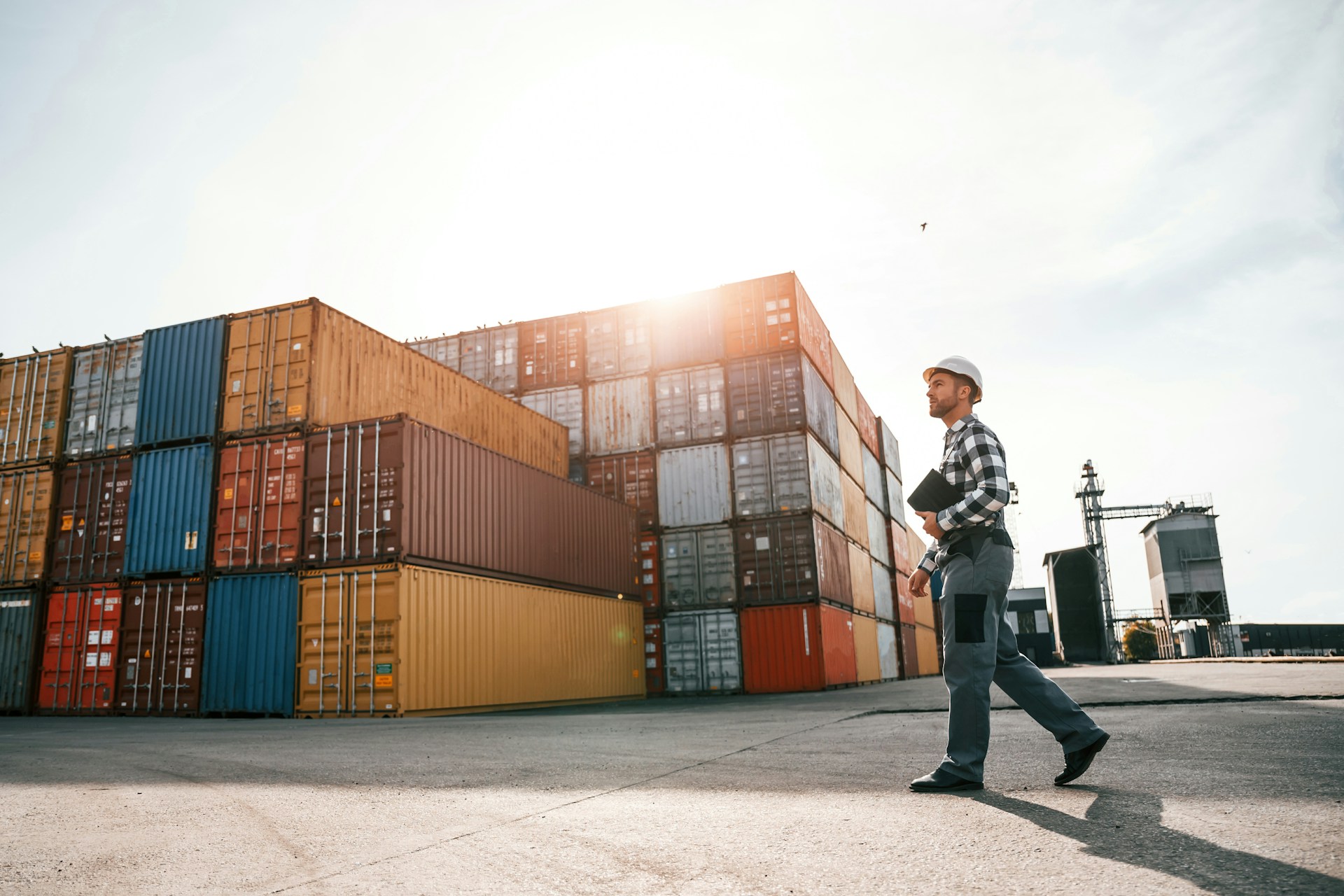 Smart Solutions for Container Relocation Across the UK