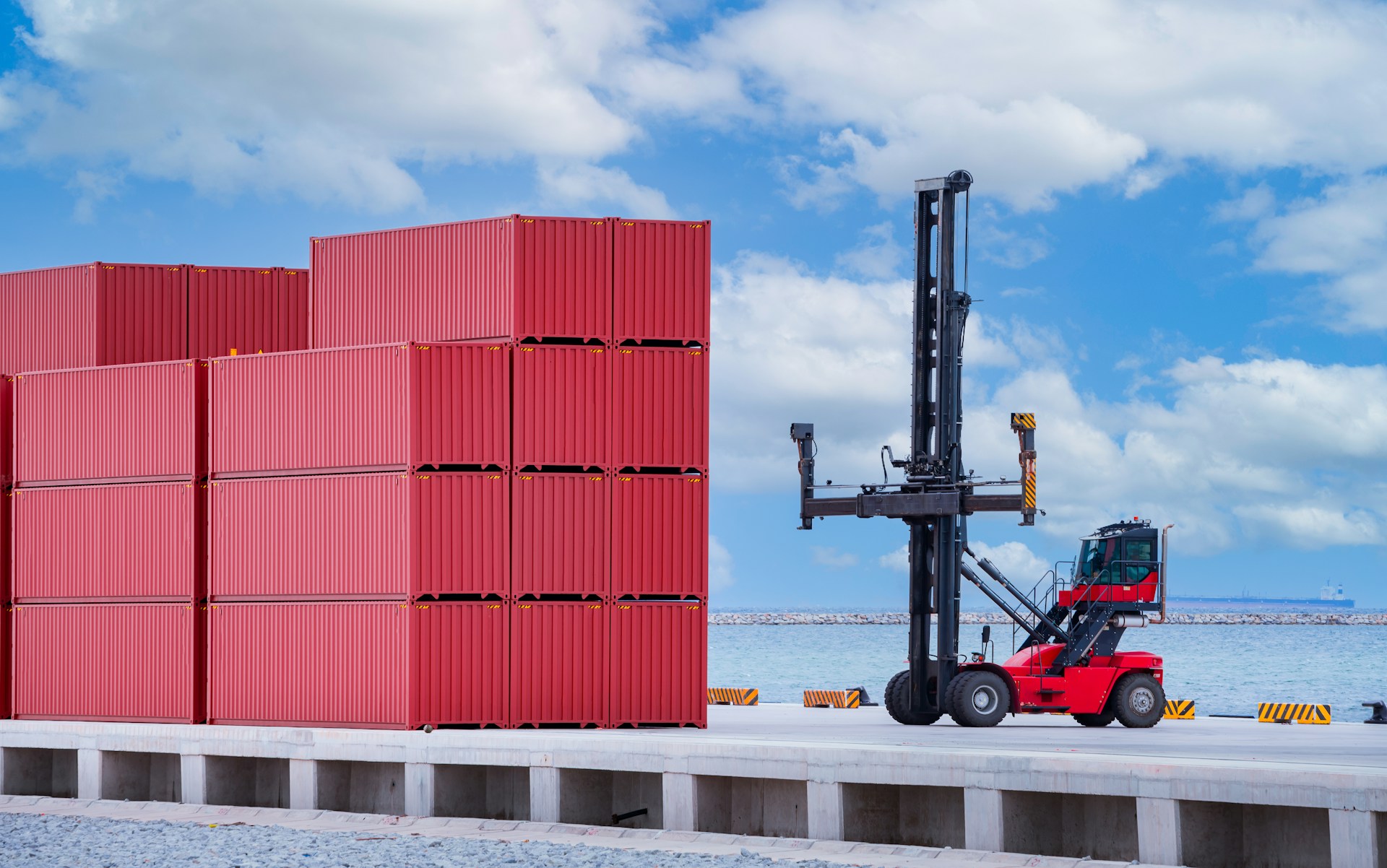 Solving Weight Distribution Problems with Container Transporters