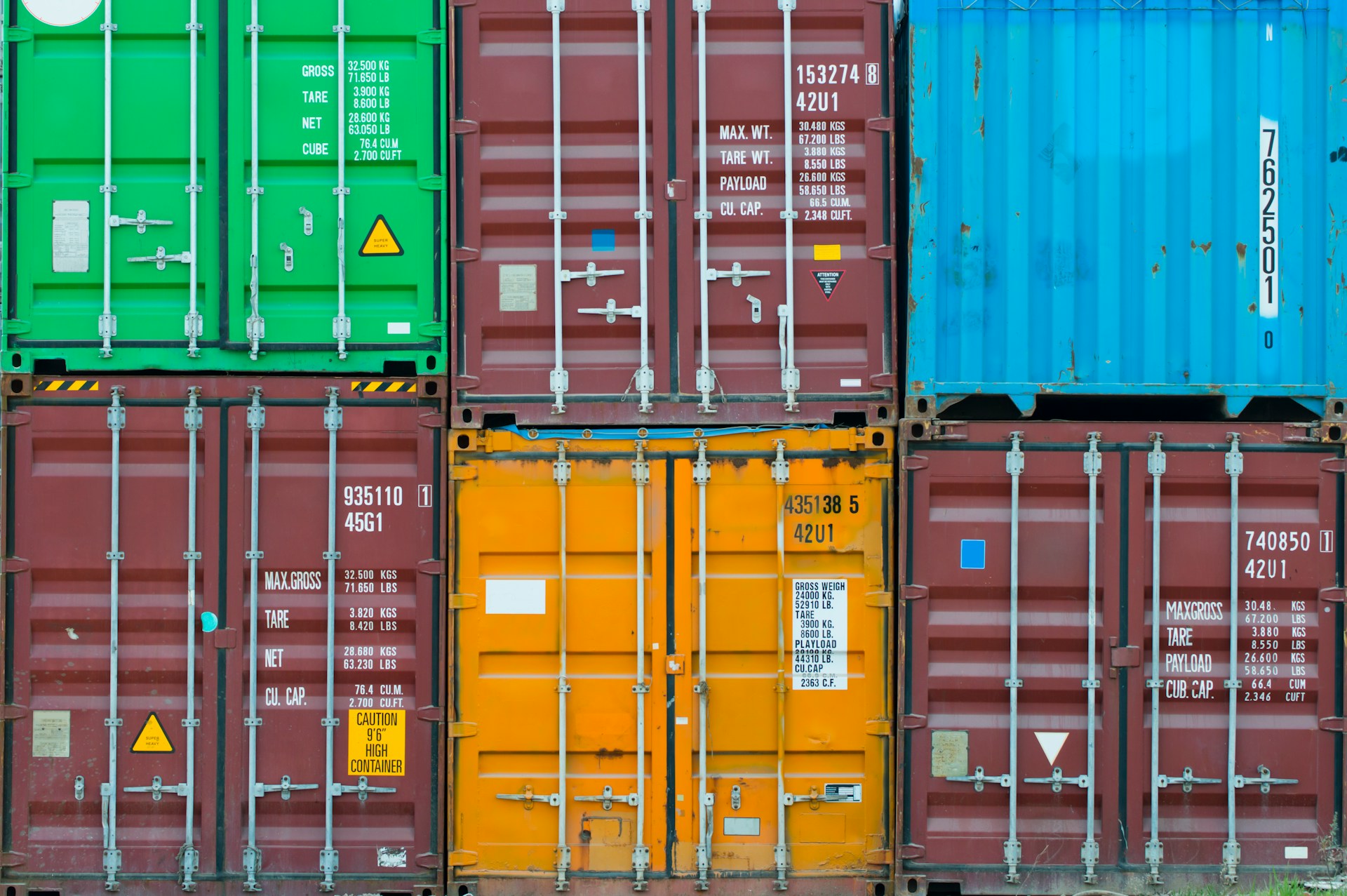 How Educational Container Disposal Differs From Commercial