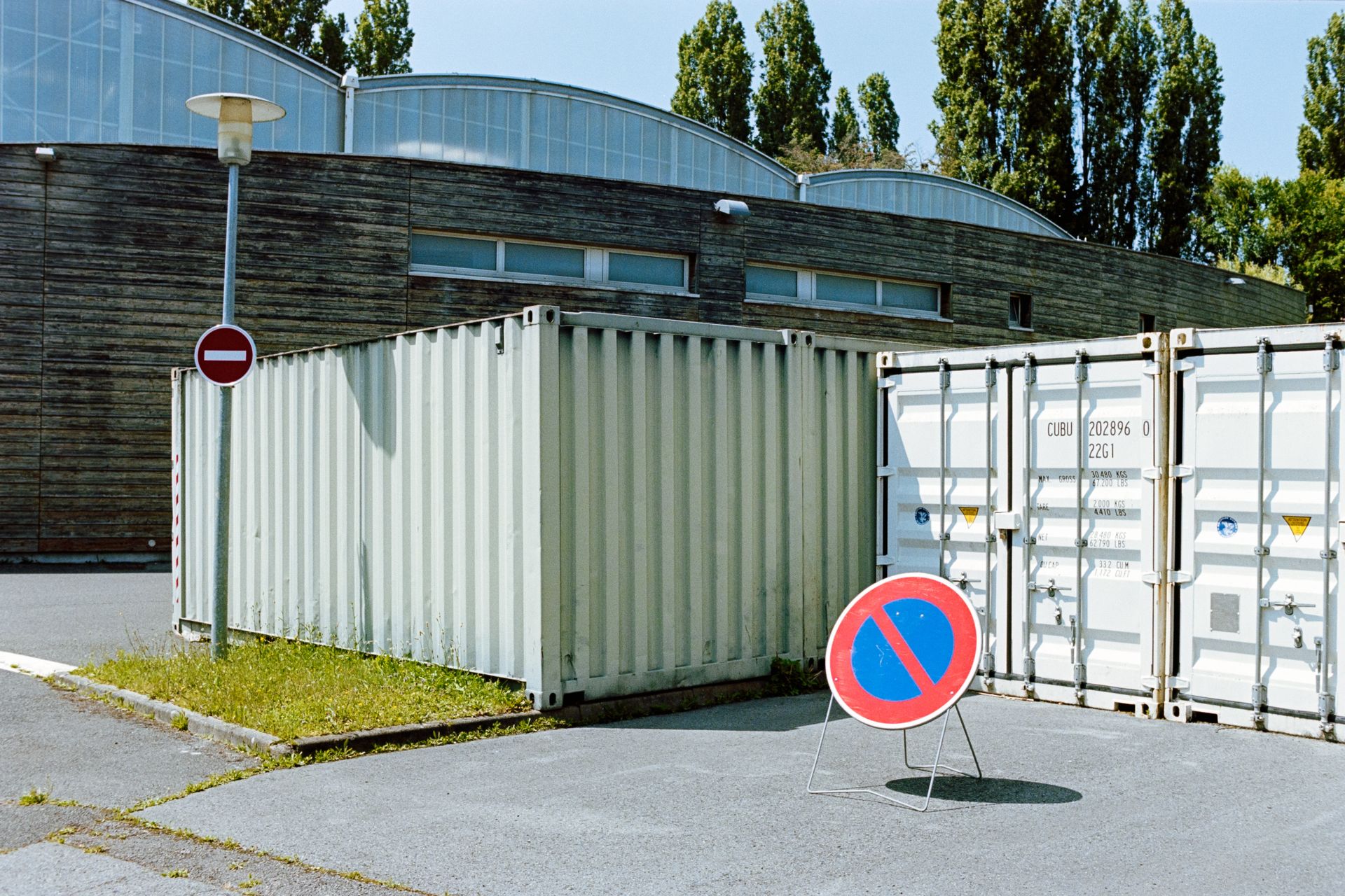 Renting Containers for Summer Programmes at Schools